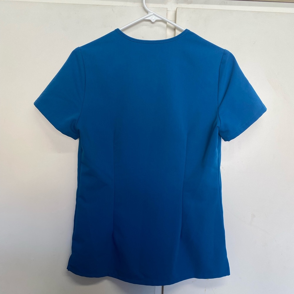 Figs Catarina top. XS. Alps blue. Great condition. Air dried, not dryer